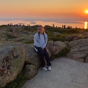 Meet your Posher, Allison